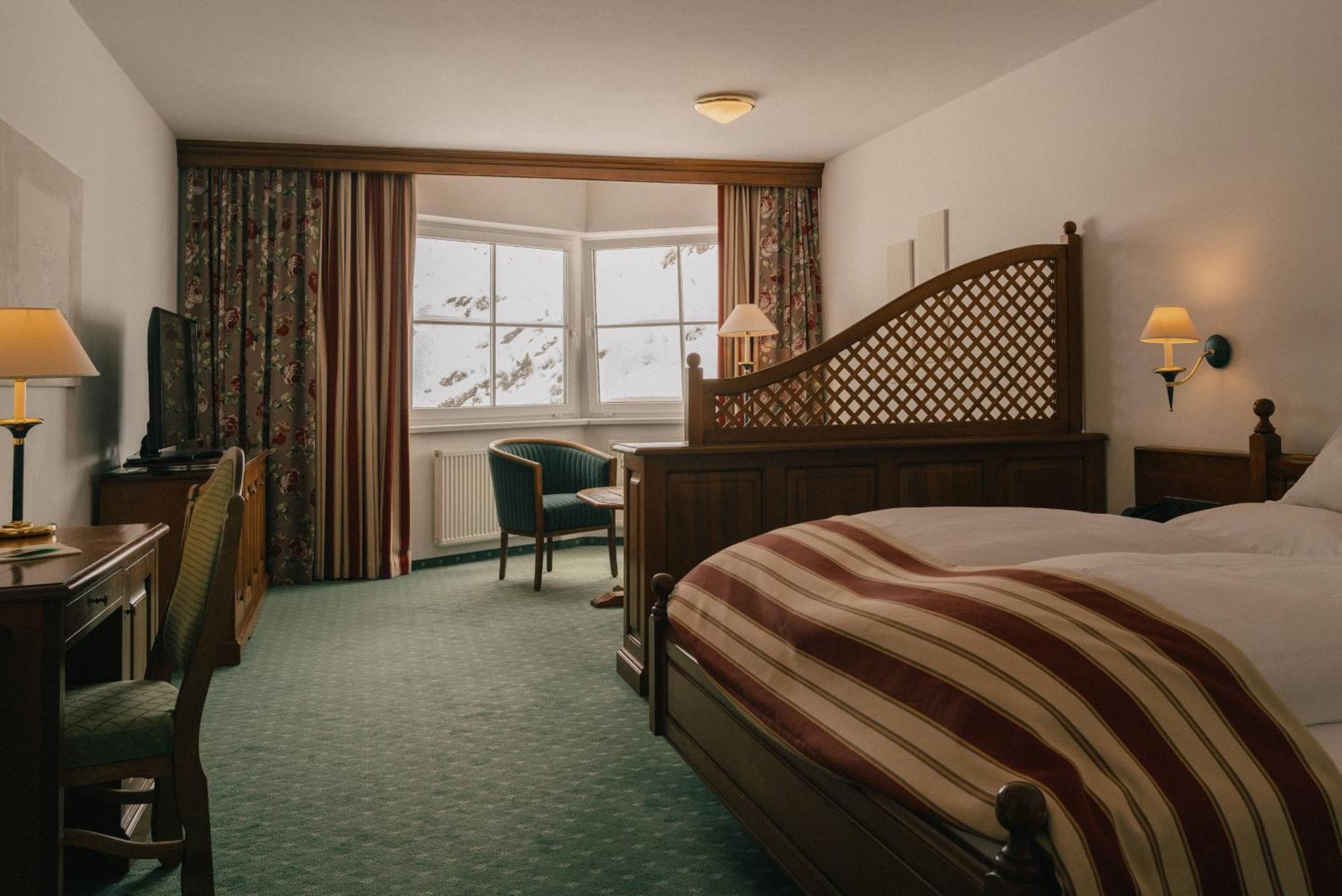 Alpenhotel St.Christoph Санкт-Кристоф-ам-Арльберг Экстерьер фото